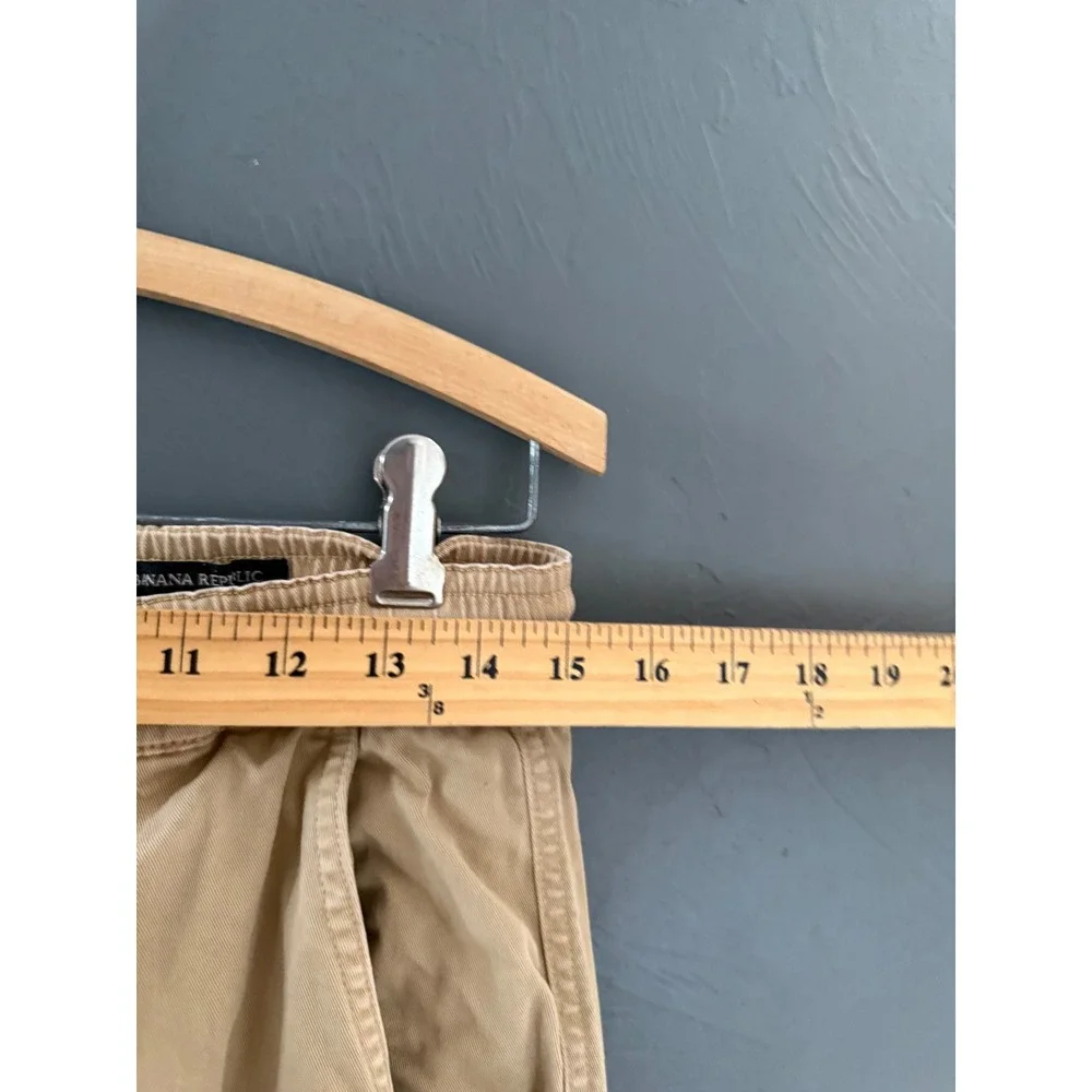 Banana Republic Mens Slim Fit Chino Pants Khaki Tan Elastic Waist Size M 30